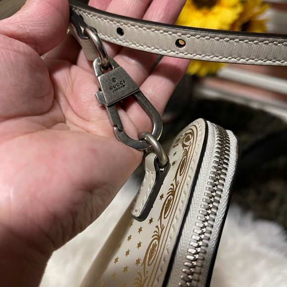 Gucci sega limited edition crossbody bag. - Picture 13 of 16